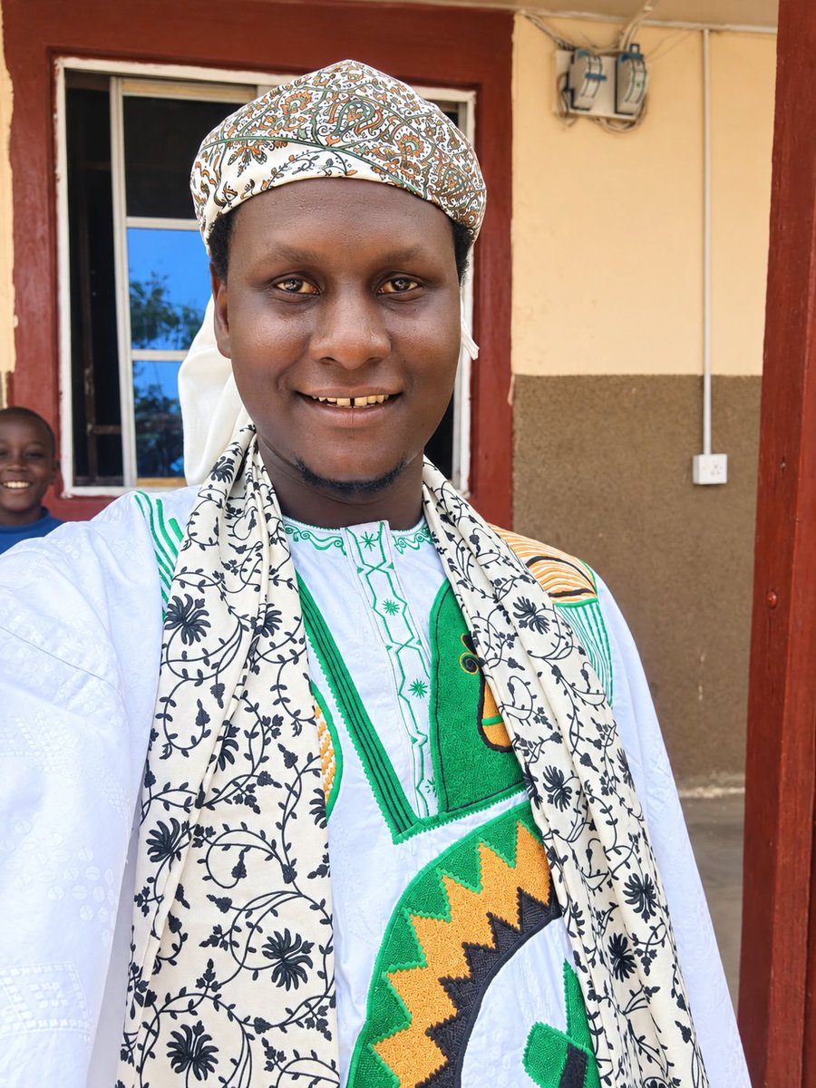 tambasiru's tweet photo. ALHDLLH YAU NA QARA ƊAURA AURE INA BARAN ADDU'ARKU ALLAH YA BAMU ZAMAN LAFIYA YA HAƊA KANSU https://t.co/w7ELf82efD