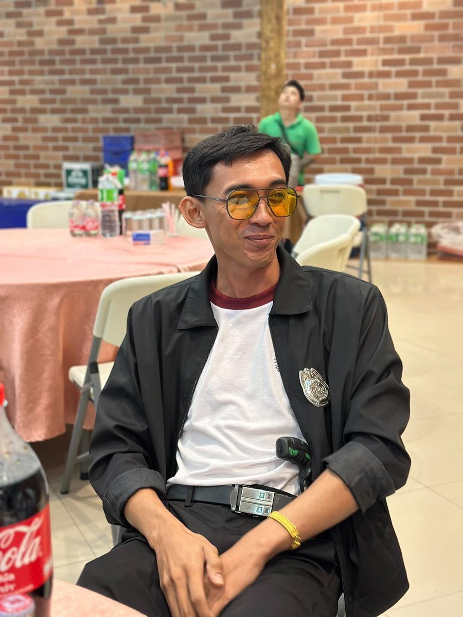 Nontaton5933's tweet photo. บริษัท ให้แต่งตัว Theme ในเครื่องแบบ
ผมแต่งเป็นตำรวจแต่งคือบ่ครับ🤣 https://t.co/cd6uMooLKN