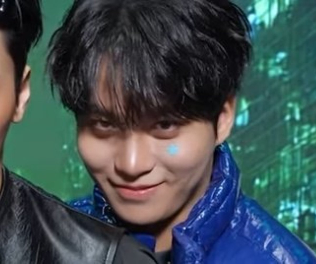 jhs_rev's tweet photo. jongho always looks like he's plotting something mischievous 😭 https://t.co/x6q1RXvXho