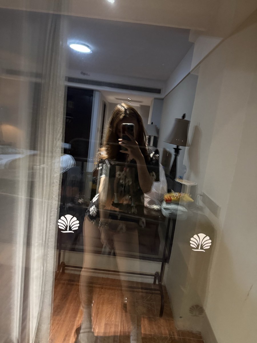 Icezm7's tweet photo. 存点图在推上 不漏脸怕有熟人👾 https://t.co/Ns1zlKkPhJ