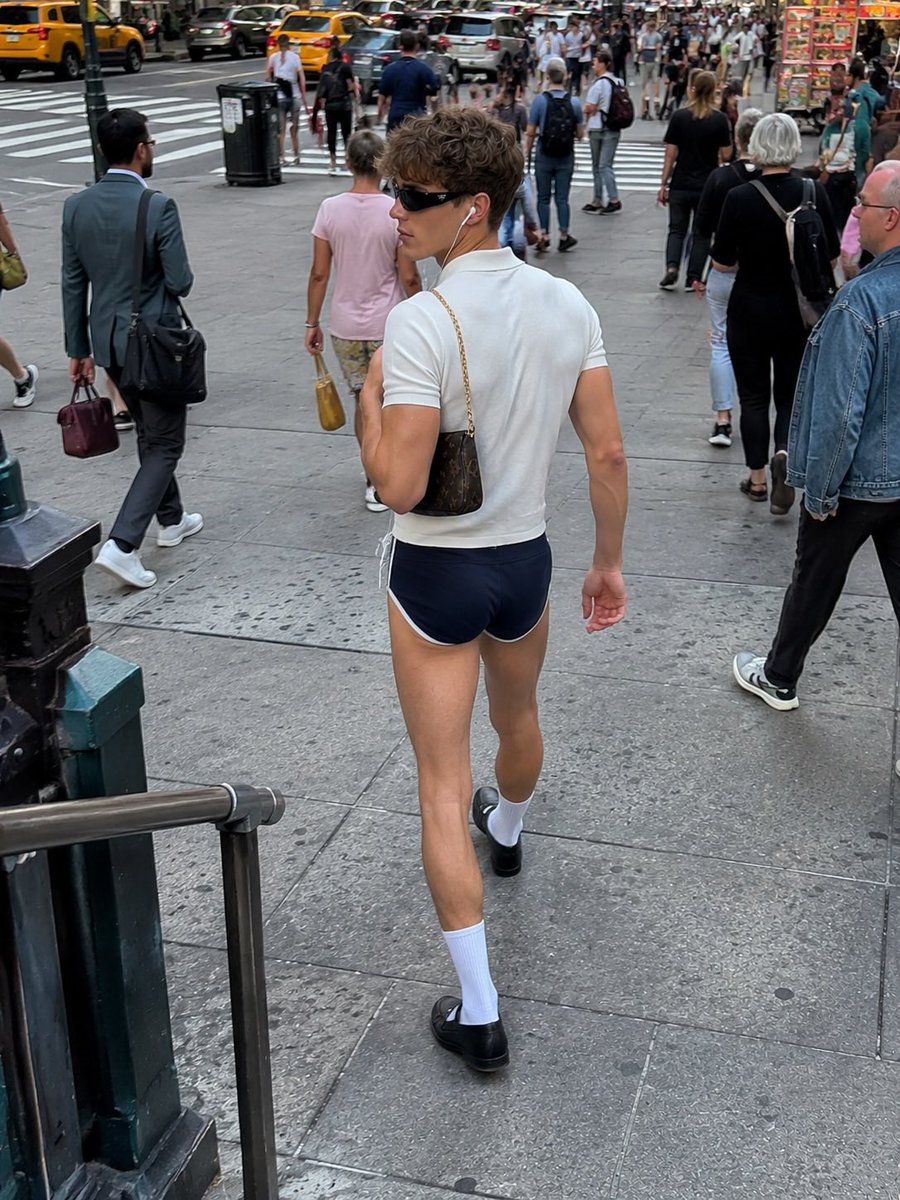 itboytrendsnyc's tweet photo. Matteo Bellini in NYC. https://t.co/RyPDkq5mCm