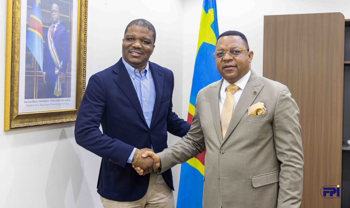 7sur7_cd's tweet photo. Le FPI et l’ARSP s’unissent pour soutenir les entrepreneurs congolais https://t.co/KyJtAdUFQN https://t.co/daZao5hygp