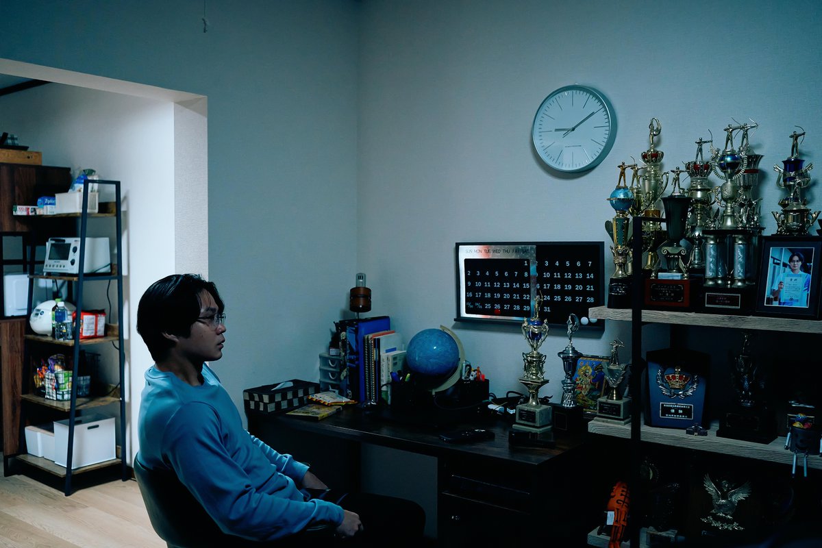 TVGweb's tweet photo. 磯村勇斗×Aぇ! group・末澤誠也
映画「mentor」10/16公開⏰

主演の2人が感情表現で魅せる
”狂気”をはらんだ場面写真が解禁🔥

✍️🏻末澤が本作にかける思いも語る
「どうにかして2人にしがみついて…」
磯村は相方・末澤の当初の印象を告白

https://t.co/2GBYZxY4UC

#映画mentor https://t.co/r806wzgQs8