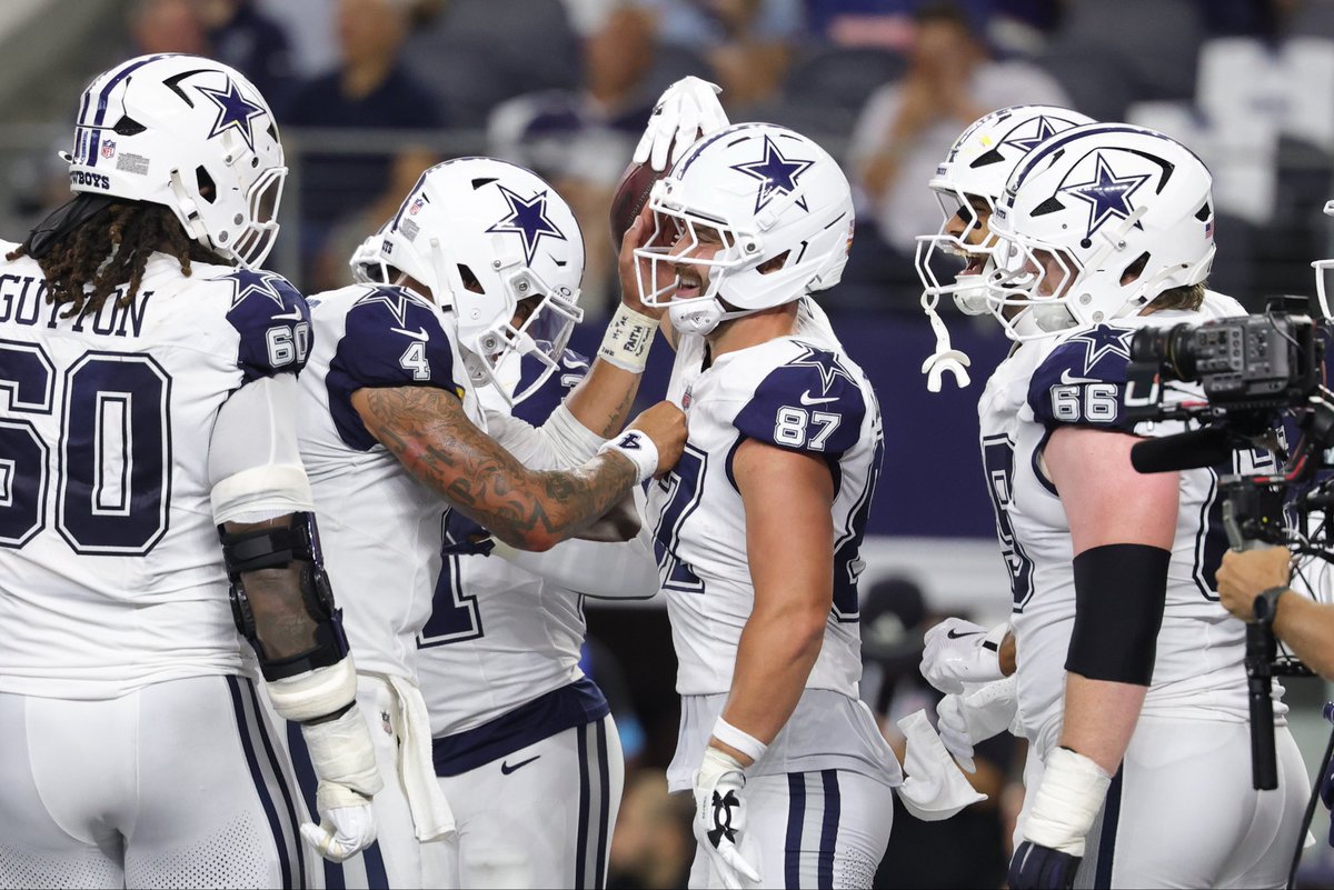 DallasTexasTV's tweet photo. Jake Ferguson fined $13,611 for pretending to shotgun beer during Cowboys' win over Washington https://t.co/jgyqBbVL2A