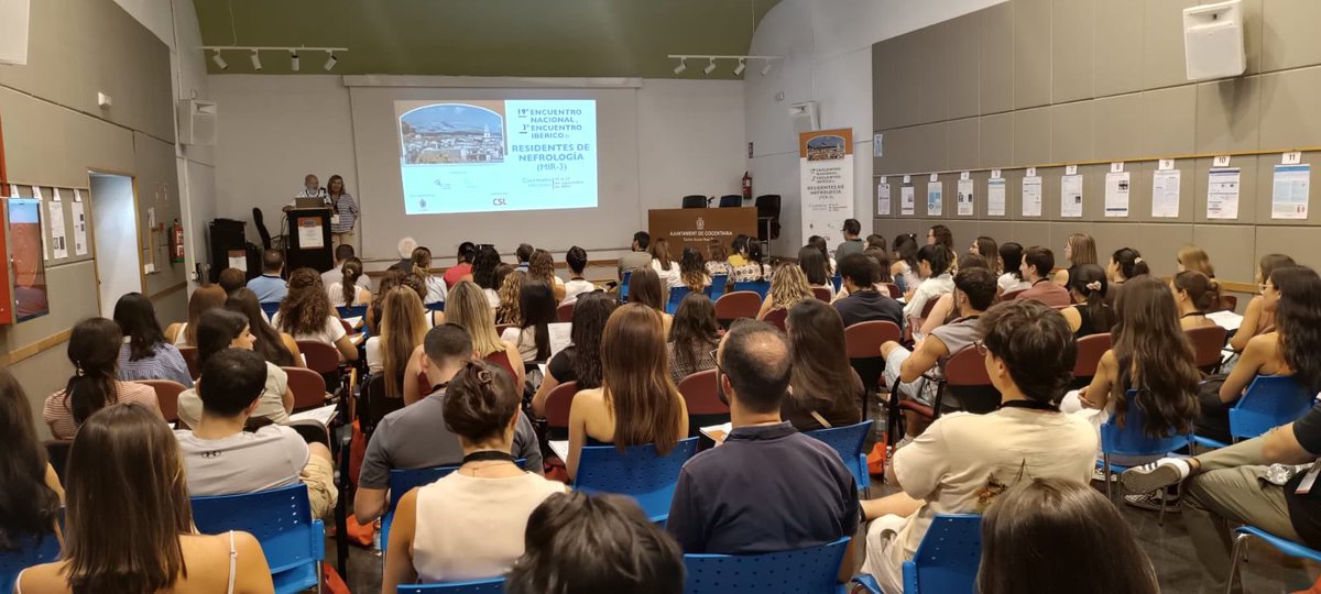 SENefrologia's tweet photo. 📍El futuro de la nefrología española y portuguesa se reúne en @ACocentaina 🇪🇸 🇵🇹 
+ de 100 MIR3 debatirán distintos casos clínicos de sus Centros 👏
¡Bienvenidos, Residentes!

📷Inauguración del #EncuentroMirNefro26 con
@torreandfriends y Sofía Zárraga

 ¡Gracias por vuestro apoyo! @CSL_spain