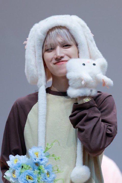 by2eoO's tweet photo. 리우가 너무 좋아서 여는 이벤트

#RT 추첨 두 분께 아래 사진 중 랜덤으로 액자 뽑아 보내드립니다~ https://t.co/xcKlMuKwnR