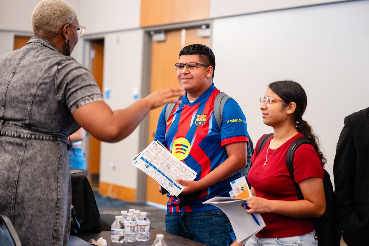 UNTDallas's tweet photo. Career Week at #UNTDallas was one for the books!

From making connections to exploring career opportunities, our Trailblazers showed up ready to take the next step toward their futures.

Check out more photos from Career Week and relive some of the highlights! #BlazeYourTrail https://t.co/DLdqzF9AhH