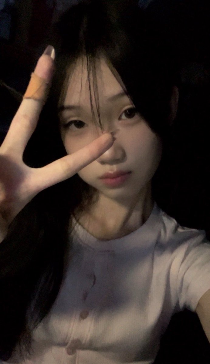 callmema3be's tweet photo. ( ◜𖥦◝ )♡ #LUNÈjidoriday #LUNÈselcaday #andTEAM_EJ #lunètwt https://t.co/K7JC07EFQc