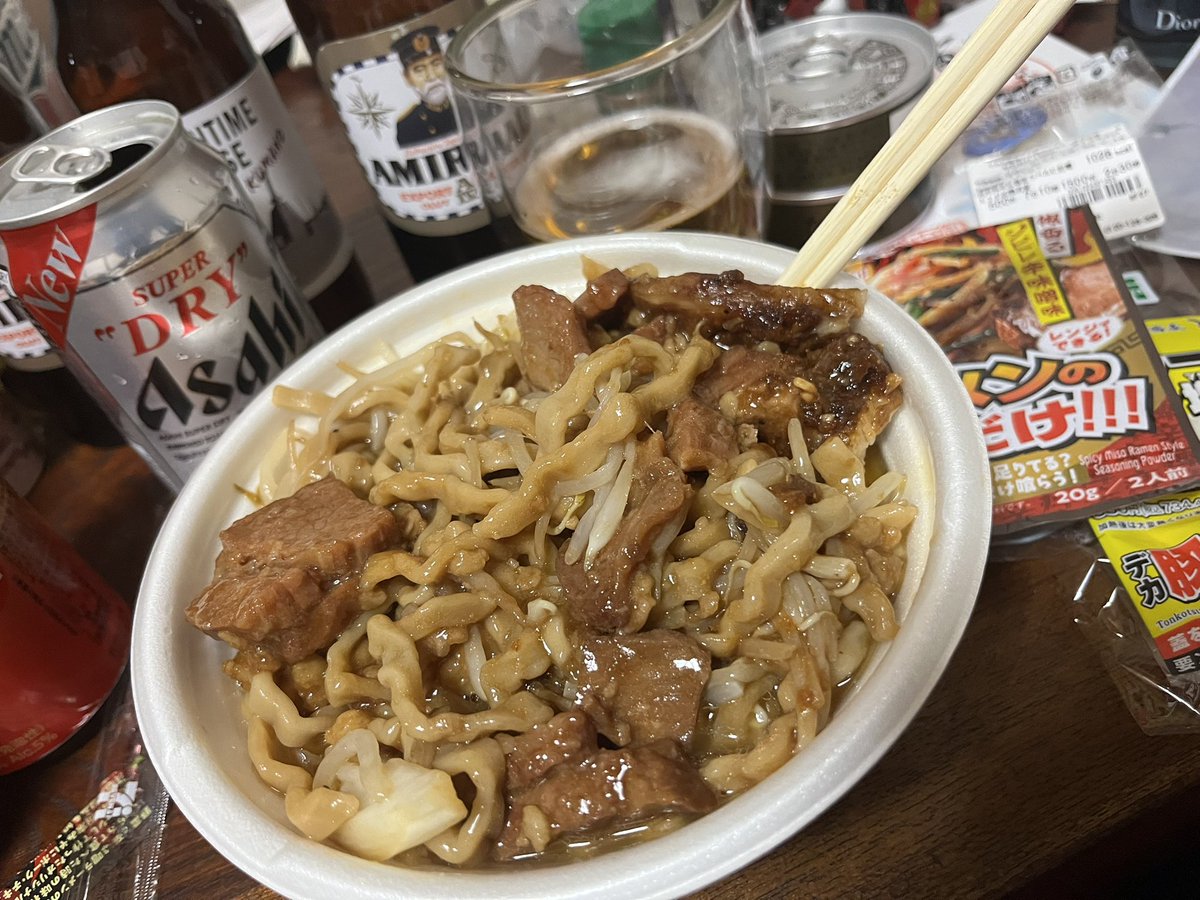 akta731649's tweet photo. 疲れた時は…たまにはカロリーお化けを… https://t.co/DlRMsmdy0o