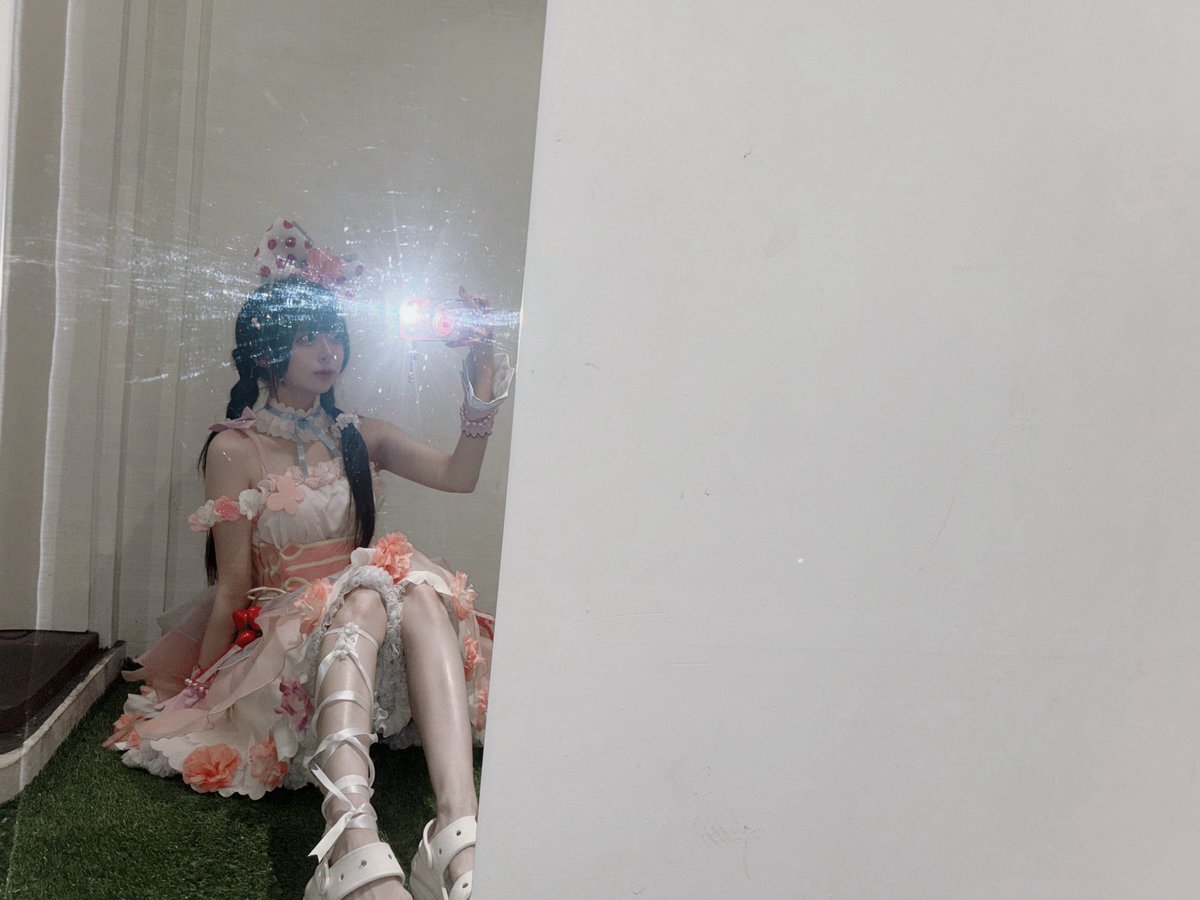 yeowoonkara's tweet photo. 働くって素敵！
きっと流した汗は美しい！
たくさんの夢があれば
くろうなんて
なんのその！
いも https://t.co/2KiZxbwG9J