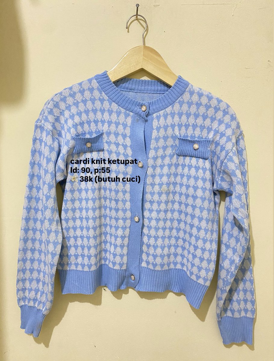 ymkdraft's tweet photo. wts preloved cardigan, knit & work jacket pribadi. pengiriman bekasi bisa shopee ya! condi dm
#wanttosale #wts #sellbuy #zonauang #zonaba https://t.co/S9LGg34w0V