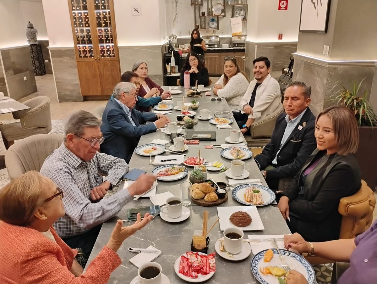 g20y21's tweet photo. Partido Encuentro Social — sin registro.
Partido Encuentro Solidario — sin registro.
Partido PAZ — en construcción.

@PepeMomox  lleva tres intentos en la política de Puebla. 

En La Mesa de G XX—XXI explicó por qué esta vez es diferente con @PartidoPazPue.

https://t.co/XiGpiVIMQ5

#GXXI #Puebla #PAZ #2027