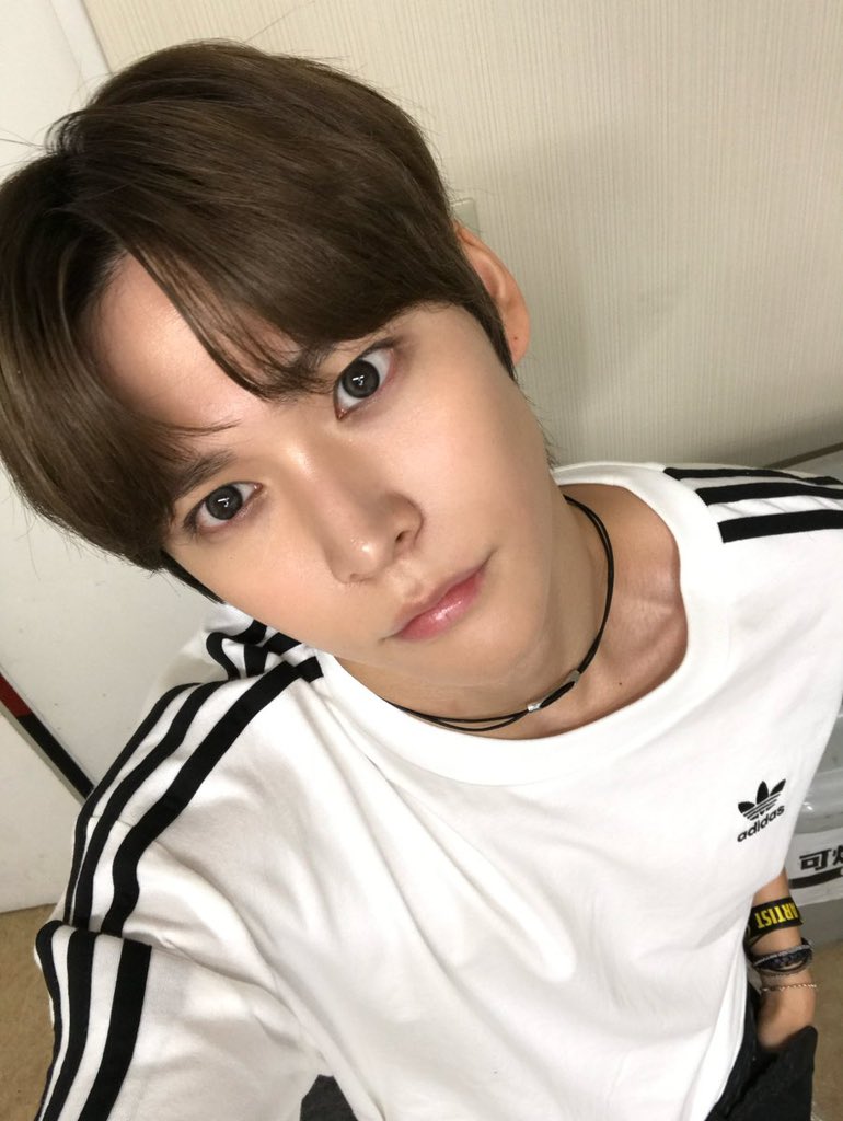 Myes319's tweet photo. 아디다스은석이
고유명사임💗💗 https://t.co/7k5O5fnjH7
