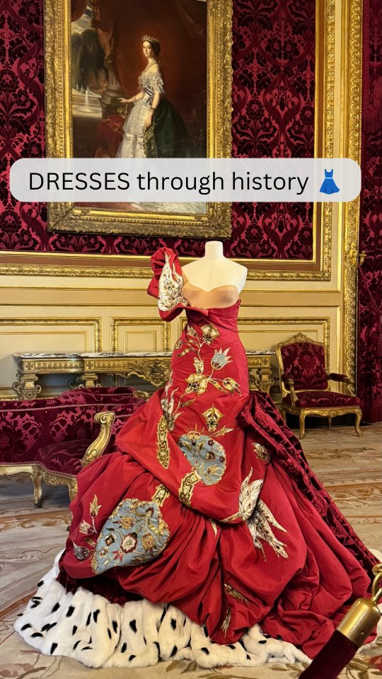 AmberlyEvaqto's tweet photo. 5000 عام من الفساتين في 30 ثانية. من الكتان المصري إلى فساتين فيكتوريا، وفتيات العشرينيات، وساعات ديور الرملية، وبساطة التسعينيات. أي حقبة تناسب ذوقك؟ https://t.co/OHvn4gQ0wQ