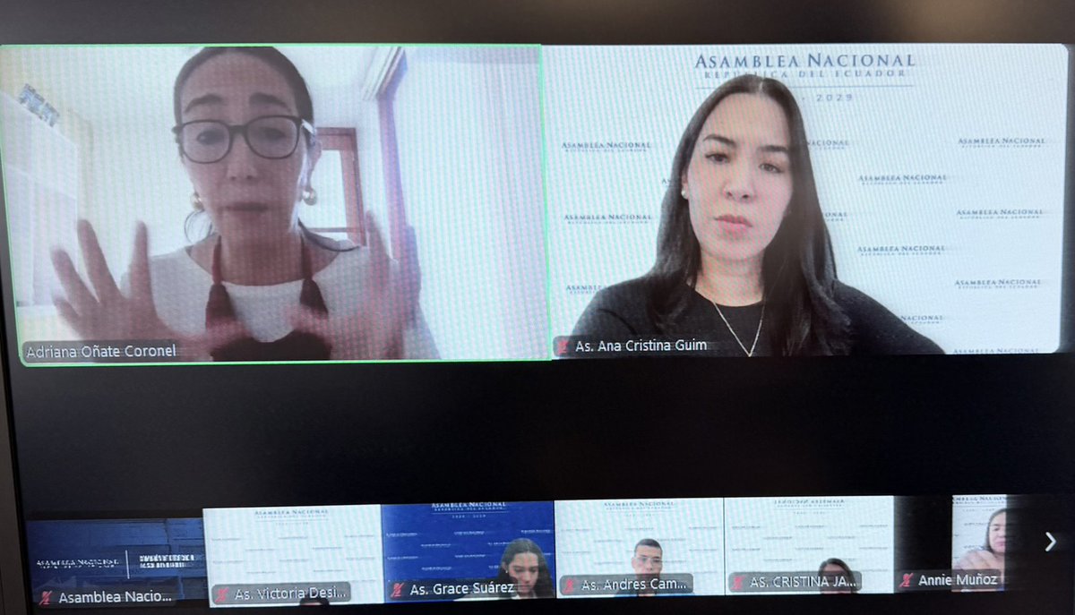 DerechoSaludAN's tweet photo. 🔍La @DerechoSaludAN avanza en el análisis del Proyecto de Ley Orgánica de la Eutanasia.
📌 Recibiendo al Ab. Daniel Reinoso, a la Psicóloga Clínica Adriana Oñate: sobre el consentimiento, acompañamiento al paciente, la voluntad anticipada y reformas COIP
#AsambleaEc2026 https://t.co/lApCe6qmR1