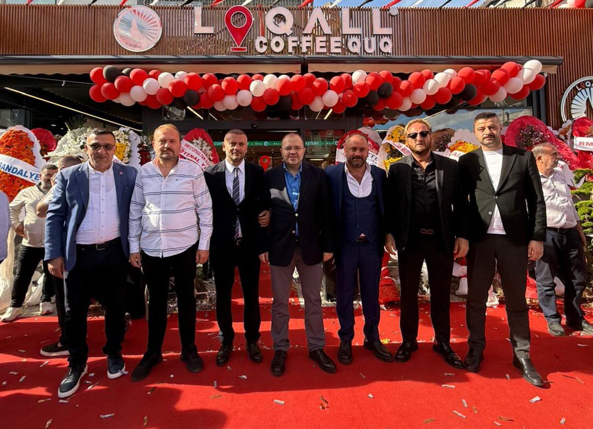 MHPEYUPSULTAN's tweet photo. MHP Eyüpsultan İlçe Başkanımız Sayın Yenal Yığrık, Ülkü Ocakları 3. Bölge Başkanımız Sayın Samet Karagöl ve İlçe Başkan Yardımcılarımızın katılımlarıyla Loqall Coffee’nin açılışına katılım sağladık.

Kuk ailesine yeni işletmelerinin hayırlı olmasını diliyor; bol bereketli, huzurlu ve kazançlı bir işletme hayatı temenni ediyoruz.

Hayırlı, uğurlu ve bol kazançlı olsun.