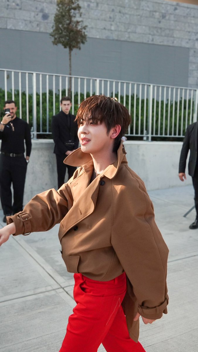 Rora1608's tweet photo. Baby 🥹🥹🥹

TLE FIRSTONE AT MFW 2027
#MOSCHINOSS27xTLEFIRSTONE
#MOSCHINO
#TLE_mtm #FirstOne https://t.co/Mimlb0H6ib