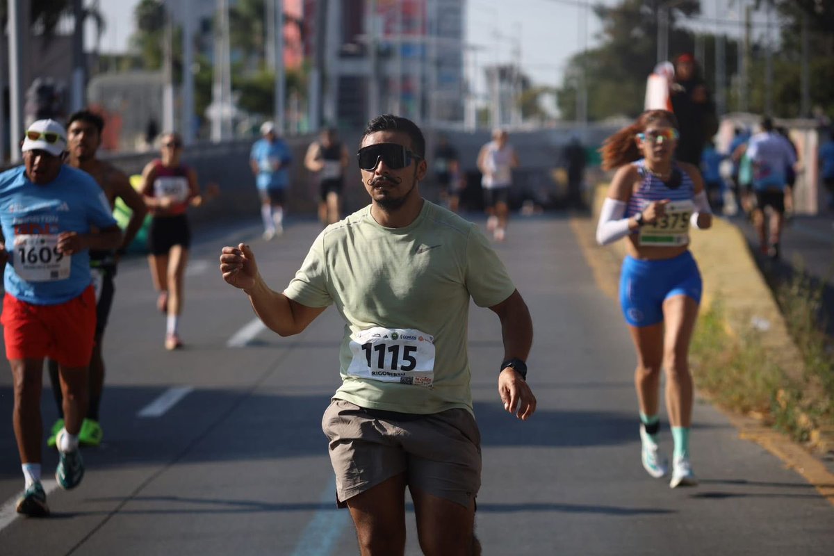 NENEMGMT's tweet photo. Buenos días seres de luz bellos mancebos yo quiero castigar el cuerpo con una cortesía para el maratón de Guadalajara 
Saludos y besos 

Rigoberto Gonzalez Bobadilla 
nenemgmt@gmail.com

@m8am @jeronimocamber2 @rgtito @FD1340AM @medranoazteca https://t.co/XThOTnUFnT