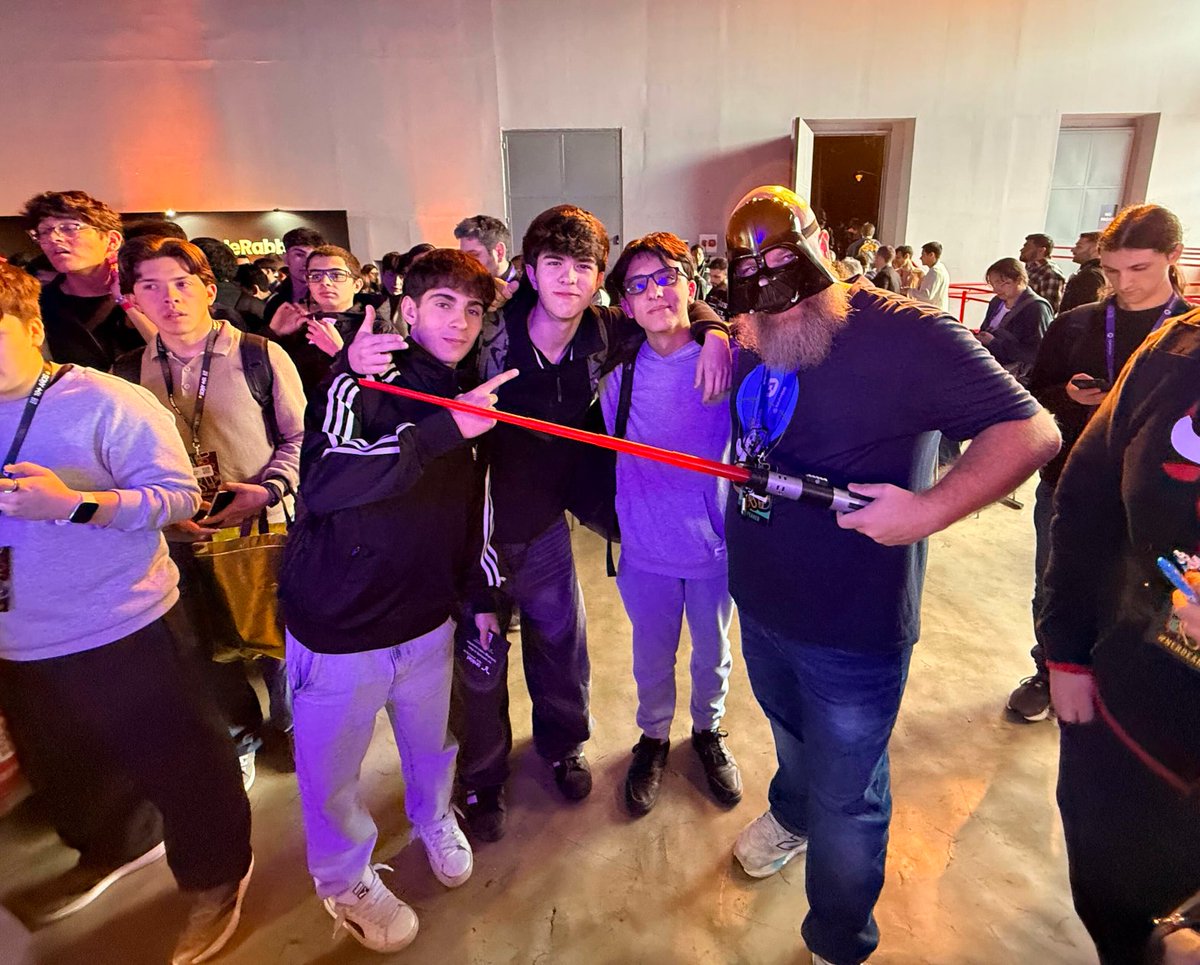 joinTiny's tweet photo. Come see us at #Nerdearla Buenos Aires 🇦🇷 

At 3:45 PM (ART), Gran sala: @fharper makes the case for "Death to the textarea"  

Settle the debate between Star Wars vs. Star Trek at the TinyMCE booth. Already entered? Tag us with your pick for a bonus entry 🖖 https://t.co/cbR9w4VMUU
