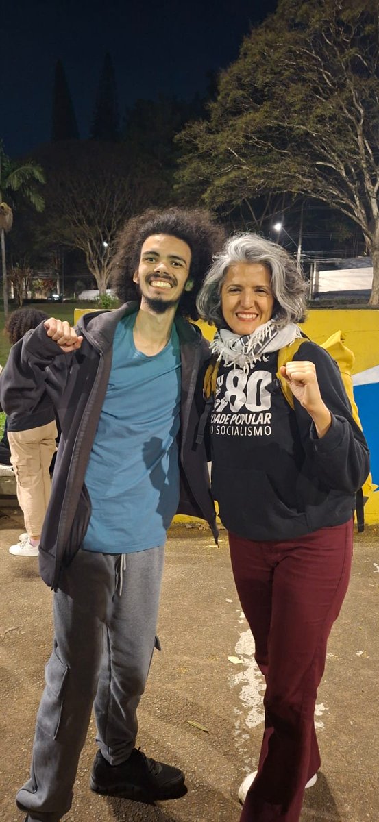 formigarockeira's tweet photo. eu com minha governadora /// minha colinha fodinha https://t.co/gsUfP8WJaq