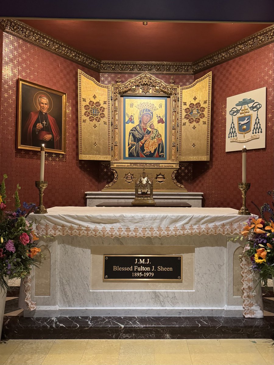dianahenry's tweet photo. Veneration, the tomb of Blessed Fulton Sheen.
Offered prayers for everyone. https://t.co/JviEVBY1i7