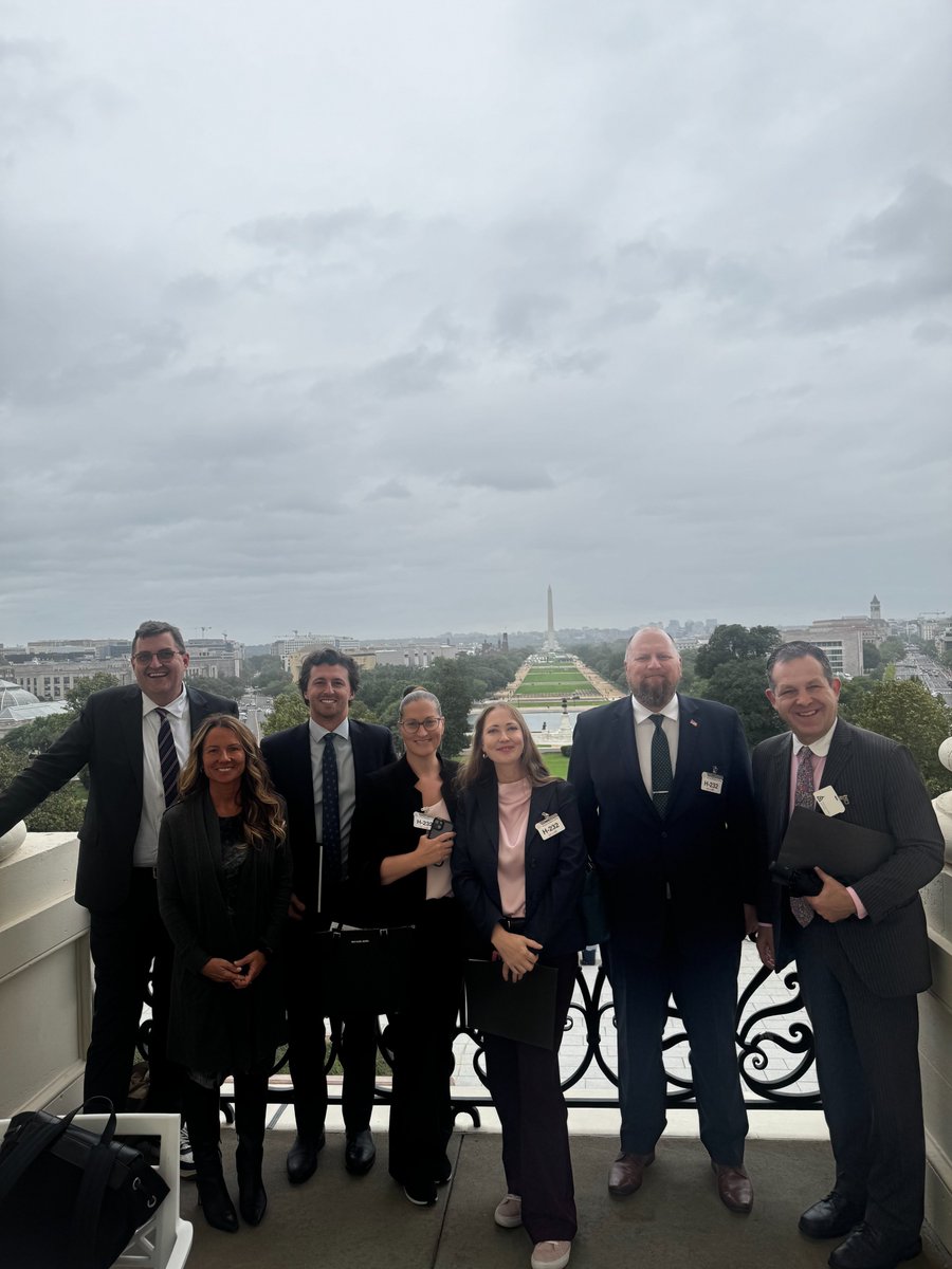 HempRoundtable's tweet photo. Members from across the country traveled to DC this week to meet with key allies and make new friends on Capitol Hill. We met with over 25 offices on a new framework for regulatory certainty that prioritizes consumer safety and US farmers. Thank you to all who participated! https://t.co/TTkUh43OJS