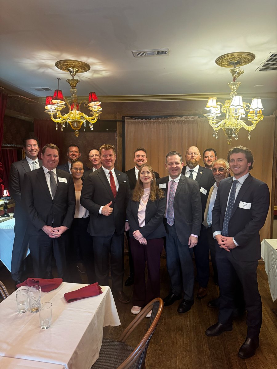 HempRoundtable's tweet photo. Members from across the country traveled to DC this week to meet with key allies and make new friends on Capitol Hill. We met with over 25 offices on a new framework for regulatory certainty that prioritizes consumer safety and US farmers. Thank you to all who participated! https://t.co/TTkUh43OJS