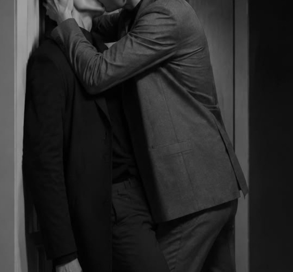 idyllicsoullll's tweet photo. 💌 The Greatest
🖋️ : by daechwitareina (@daechwitareina)
📎https://t.co/6H1kQ3qxzz

• 102k (TaeKook)
• Coworkers to Lovers
• Workplace Romance
• Secret/Forbidden Relationship
🎭 CEO Tae, Office Worker/Farmer Jk
⚠️ : Cheating(Not b/w)
🏷️ : Angst, Moral Ambiguity, Hurt/Comfort https://t.co/J0u8V4u1lo