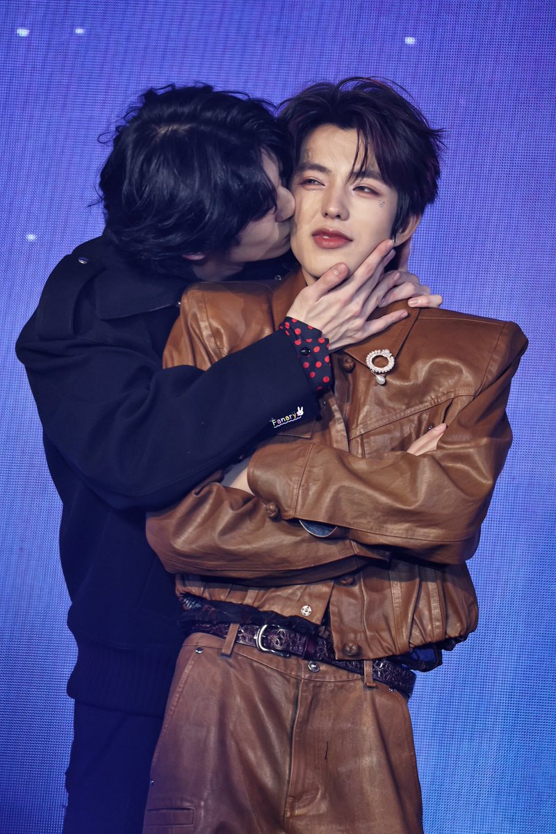 fanarys's tweet photo. ฟอดใหญ่มาก🙈

TIANYUAN FULL MOON DATE
#OllieShuyuanInMacauDay1
#Tianyuan #Ollie #Shuyuan https://t.co/TkeAhBBywp