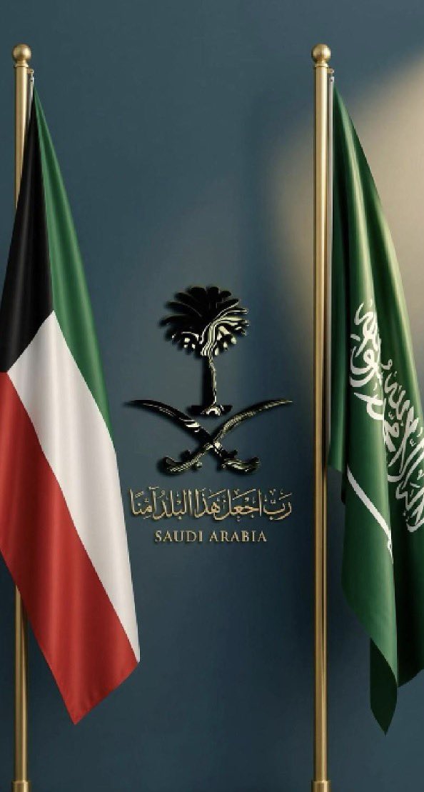 Rr_Mo077's tweet photo. أطربي يادار أخو نوره وزودي
في ذرا قايد مسيره وابن قايد

أنسجم في حبها وأثبت وجودي
بالحضور وبالشعور وبالقصايد

وألبس الثوب الكويتي والسعودي
ماتفرقنا سلوم  ولا  عوايد  

🇰🇼🇸🇦🇰🇼🇸🇦🇰🇼🇸🇦🇰🇼🇸🇦

#السعودية_الكويت 

🕊️ https://t.co/e9HicYQDuU
