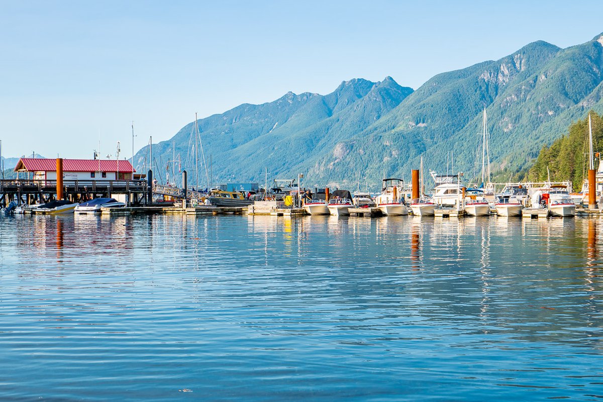 your_hometeam's tweet photo. #NewPrice – Come and experience this beautifully designed 2-bed, 2-bath Waterfront SANCTUARY, from City life… with picturesque &amp; poetic views of the sea, mountains, harbour and village. OPEN Sun 2:30-4pm Sep 27. #408-6707 Nelson $1.149m. TOUR now: https://t.co/2hhDIC4zTz https://t.co/gqMn8PbO5k
