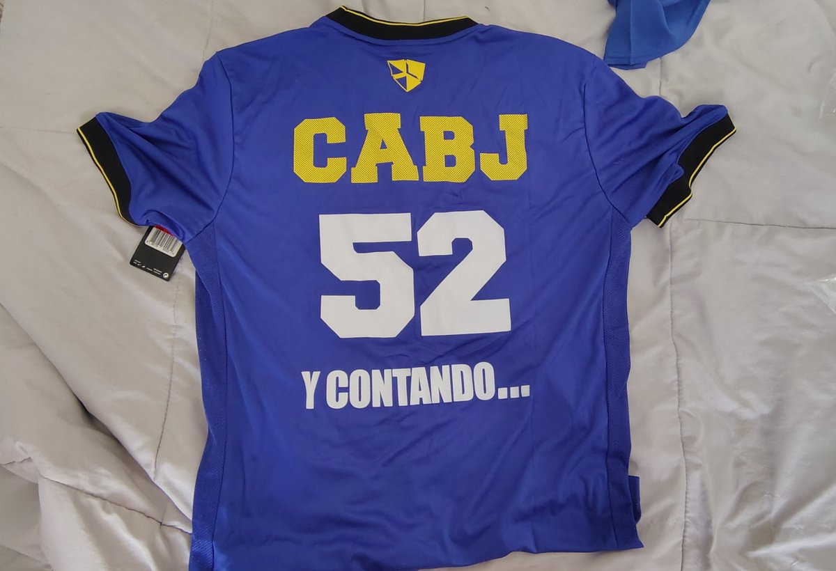 MauXeneize12's tweet photo. @Marto_M3_2 Boca campeón 52 y contando talle L con etiquetas (60k)
Otra vez será talle L con etiquetas (60k)
Las dos juntas 100k

Boca 2018 stadium sin detalles XL 100K https://t.co/Xwm02TtZic