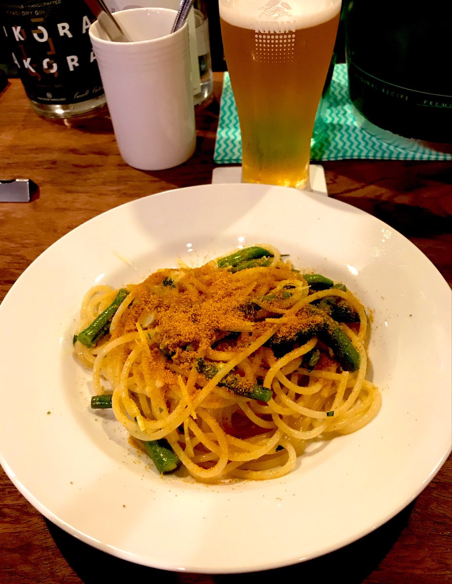 FuckiJoo's tweet photo. 1回目の〆レキップボンドで美味しいペペロンチーノを頼んだらカラスミとインゲンのレモンペペロンチーノが出てきて新たな味覚を開発されてとても満足している！ https://t.co/3ThyKDKMC2
