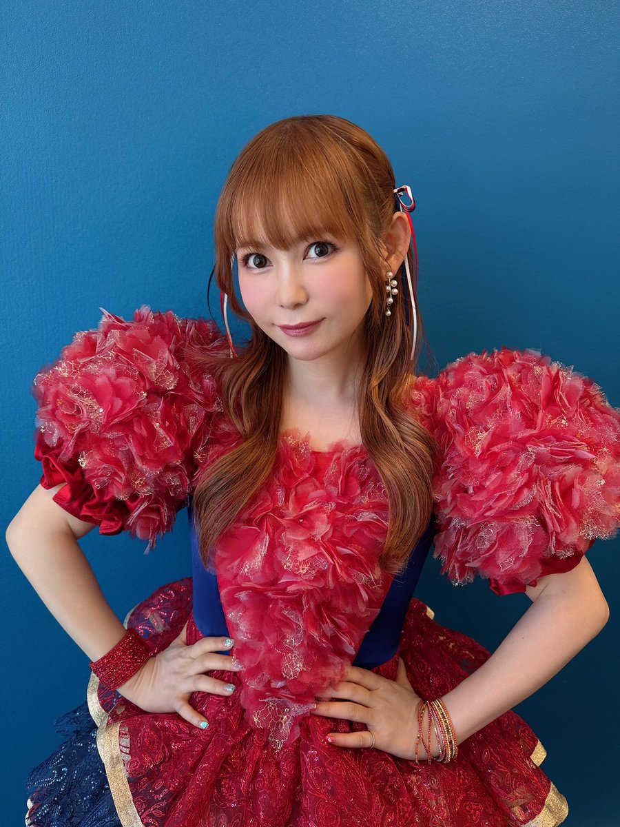 shoko55mmts's tweet photo. ▶▶▶ 🔔FC1次先行受付中🔔 ◀◀◀
20周年記念ライブ
昼夜通して来てくださる方にはプレゼント🎁があるよ
感謝を歌の花束にしていっぱいお届けします
ぜひきてね
／
「J's One Premium Live 
SHOKO NAKAGAWA CONCERT
20th Anniversary 〜ありがとうの花束〜」
＼

🗓2026年12月29日（火）
◆13:00 開場 / 13:45 開演
◆16:15 開場 / 17:00 開演
📍東京・大手町三井ホール

🎫＜FC1次先行＞
◎抽選販売（指定席／車椅子席）
2026年9月19日(土) 12:00 ～ 9月30日(水) 23:59

https://t.co/bBBLc2ncOY