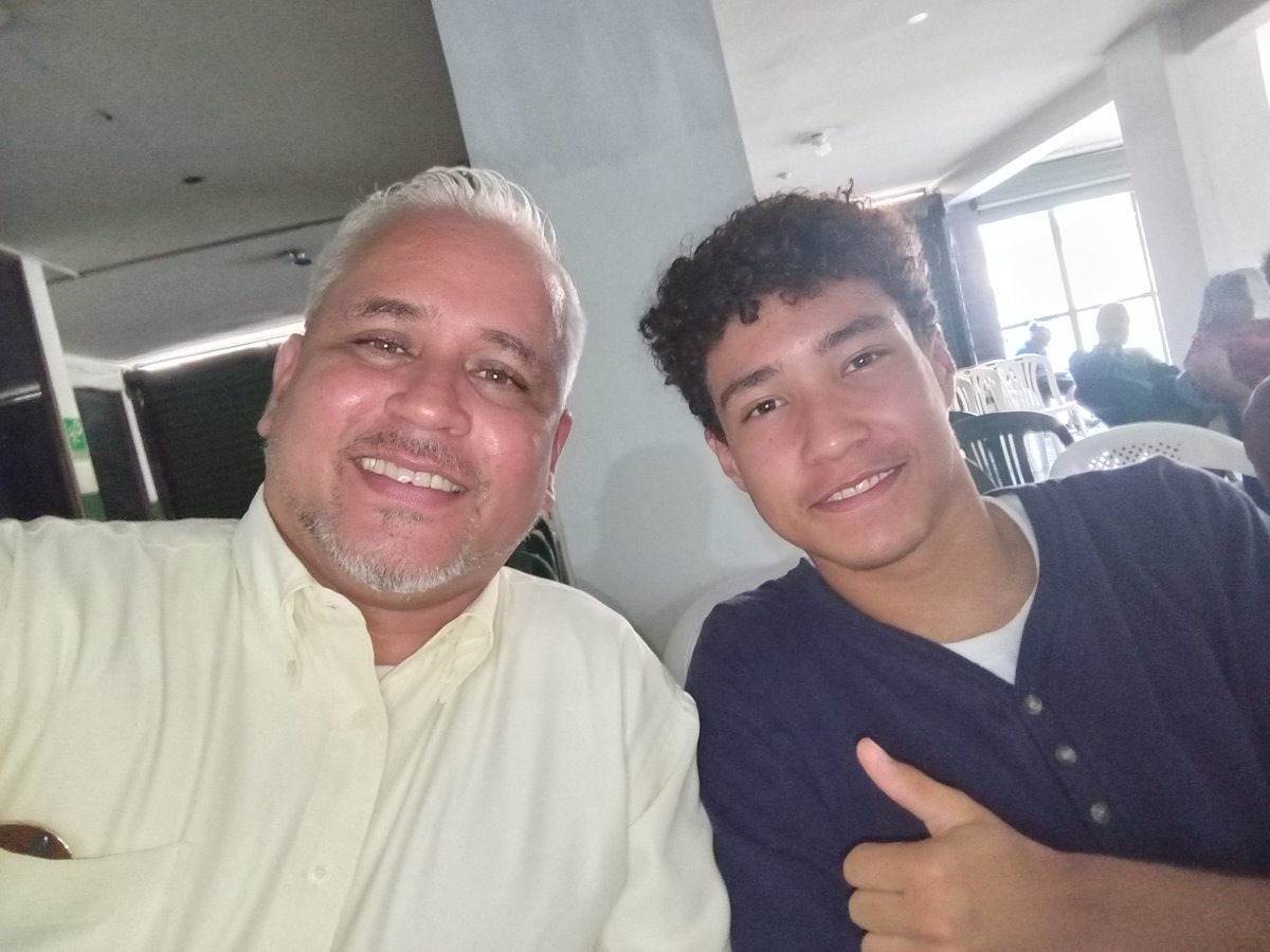 cllovera78's tweet photo. Carlos ... https://t.co/GzhJFkoHpS