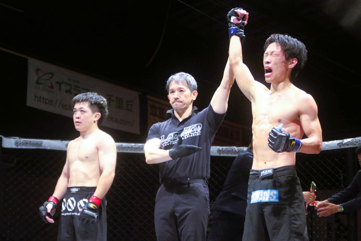 nekoyabunraku's tweet photo. #GLADIATOR036 #GLADIATOR #MMA2019 GLADIATORストロー級5分3R 次期タイトル決定戦
諸井友祐(パラエストラ和泉)
クォン・ミンス(TEAMMAD) https://t.co/z5a6Dsteq8