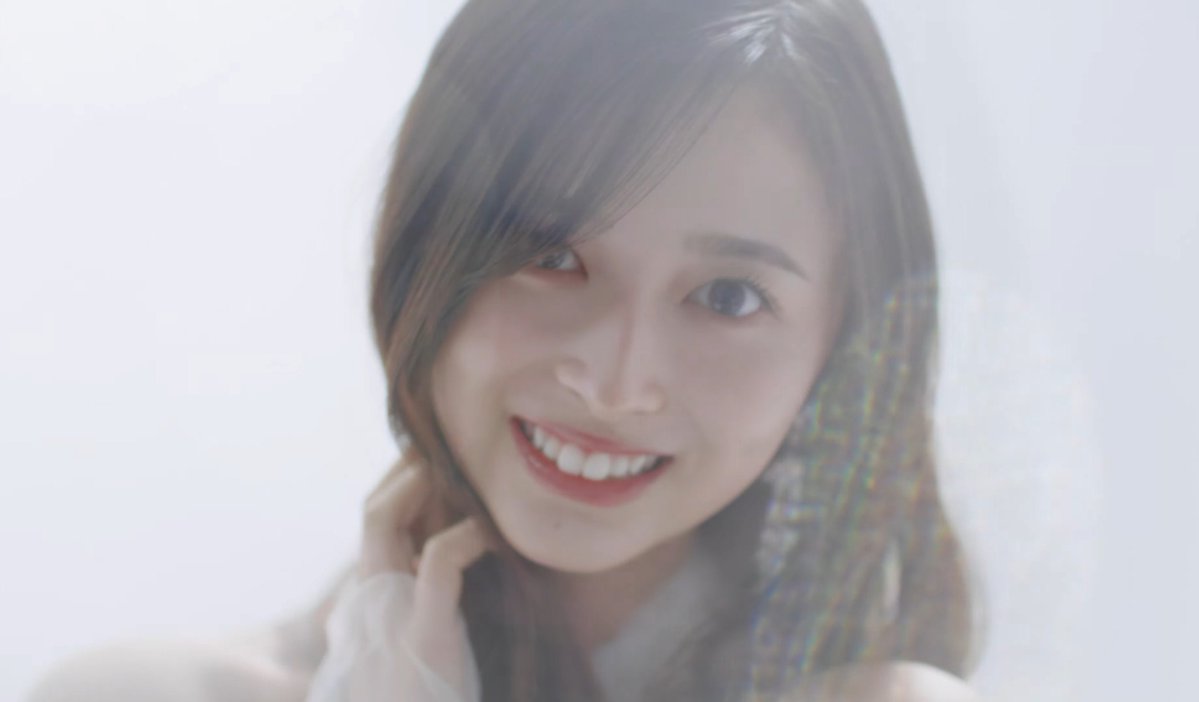 nog1nog10329's tweet photo. 明るめ夏曲もいけるし、乃木坂でも絶望の一秒前のテイストで表題センター立たせるべきの井上和。 https://t.co/xNIsjQ4vXL