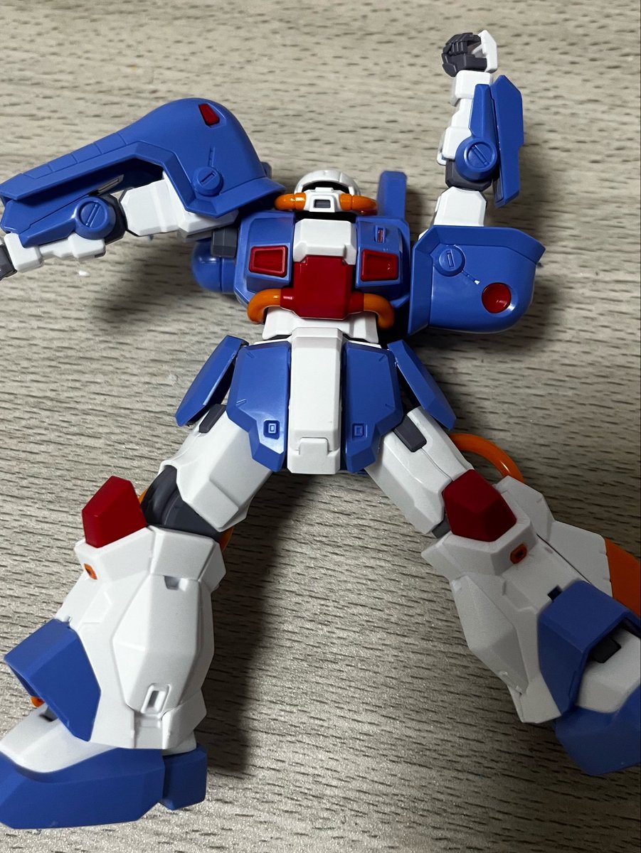 ram_evol's tweet photo. ホビーハイザックを逆シャア版の色に近づけてみた
クチバシ無くしたのでグフのクチバシで応急処置してる https://t.co/kJ447qpG0d