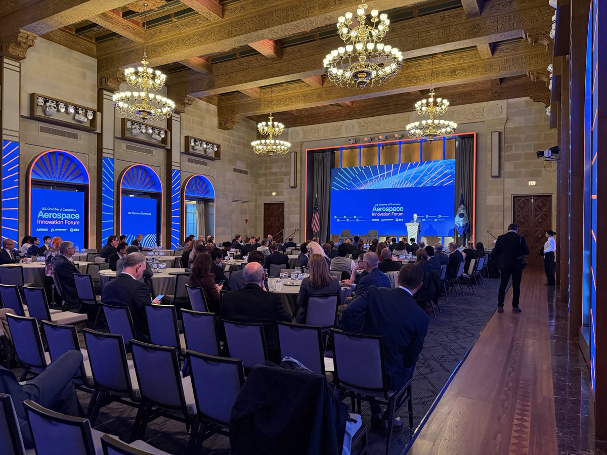 AirbusInTheUS's tweet photo. This past week at the 2026 Aerospace Innovation Forum hosted by @USChamber Mark Bentall, @Airbus Head of Research and Technology Programme, explained how we are preparing our final assembly lines, aircraft and suppliers for 2050 and beyond.
#Airbus #USChamber #Innovation https://t.co/GD7fQ8s4ez