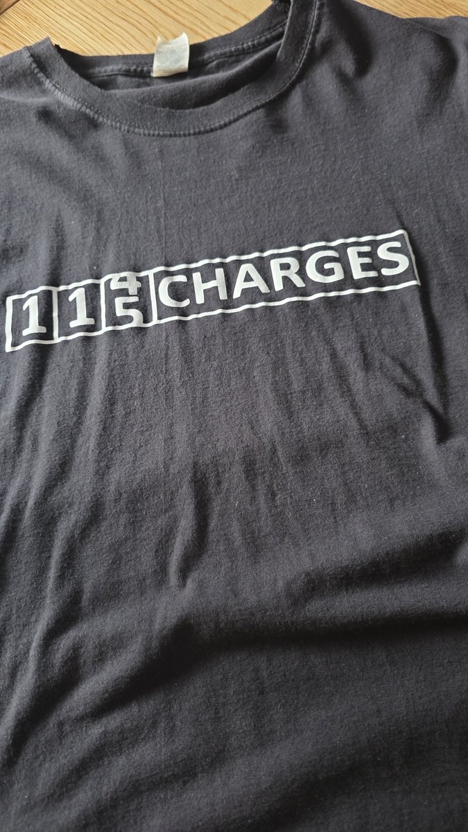 Stke85232's tweet photo. @ManchestaM1 @AlternativeMUFC The blue nose cunts are getting it tonight in work 😂😂 I've ironed it https://t.co/NtQfA53tAM