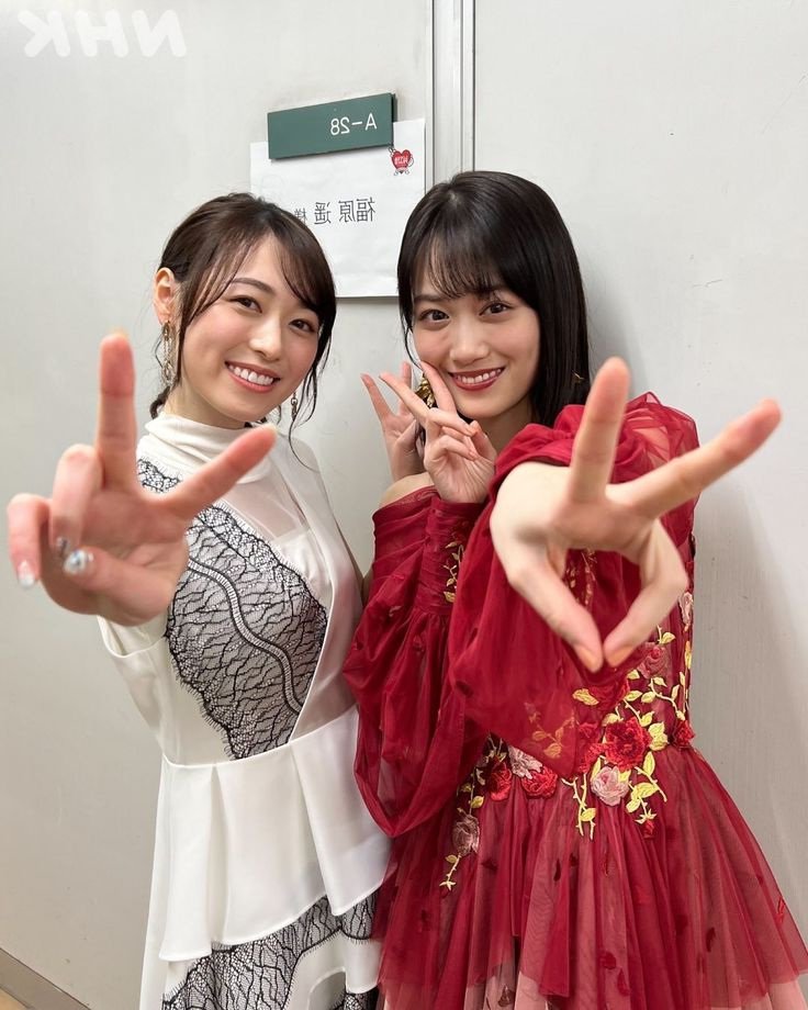 reflhektor's tweet photo. 福原��さんと山下美月さんって仲良いんだ？😳 https://t.co/4EdMGWDCoC