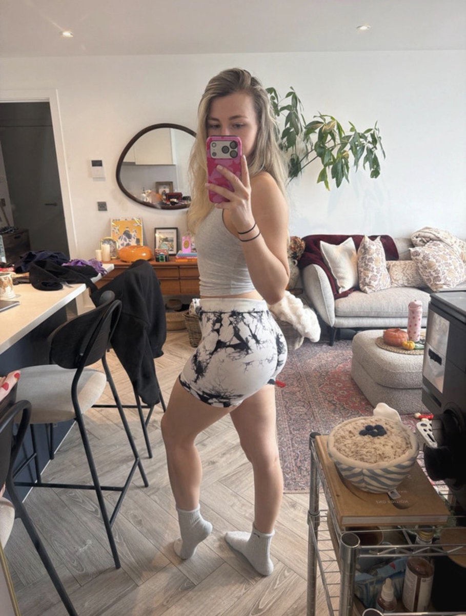 VINTED_BABES's tweet photo. Vinted
Tie dye shorts scrunch bum
denziljcruz

https://t.co/svBYSQwDkO https://t.co/rvPoJOp0rz