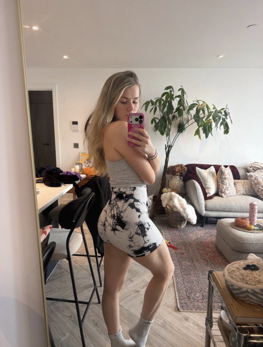 VINTED_BABES's tweet photo. Vinted
Tie dye shorts scrunch bum
denziljcruz

https://t.co/svBYSQwDkO https://t.co/rvPoJOp0rz