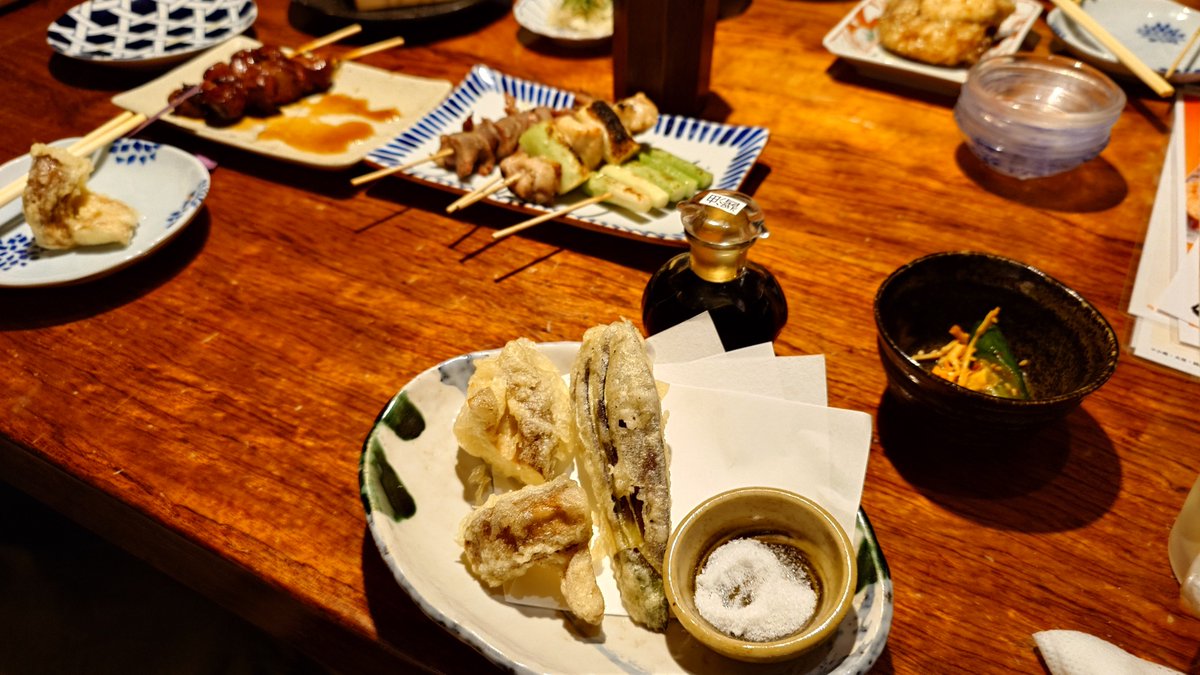 Soitwi's tweet photo. キッチンカーでの焼き鳥販売でお馴染みの、「やきとり家竜凰」の総本店へやってきたぜ！

#やきとり家竜凰 https://t.co/diN8tghOZe