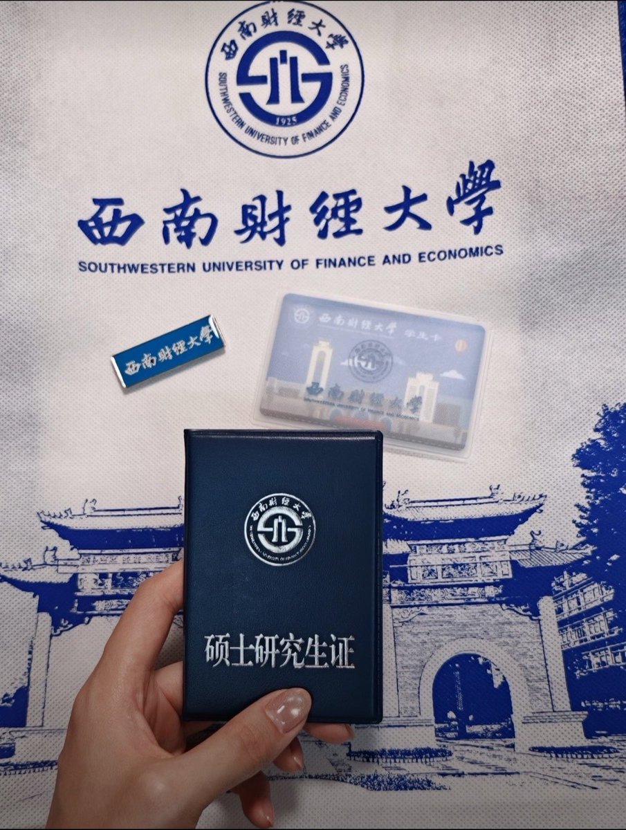 judith30ud3's tweet photo. 本人20岁是名在校研一学生…

有人要锐评我的福吗？

1：看福    2：看🐻

Luo照  实况！！,看了别说黑就行…… https://t.co/gE6rK6fSSn