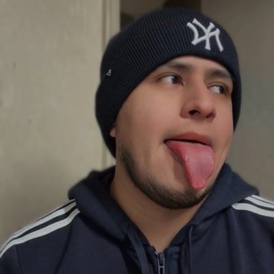 Rosales_9504's tweet photo. #NuevaFotoDePerfil https://t.co/mAMO10hODd
