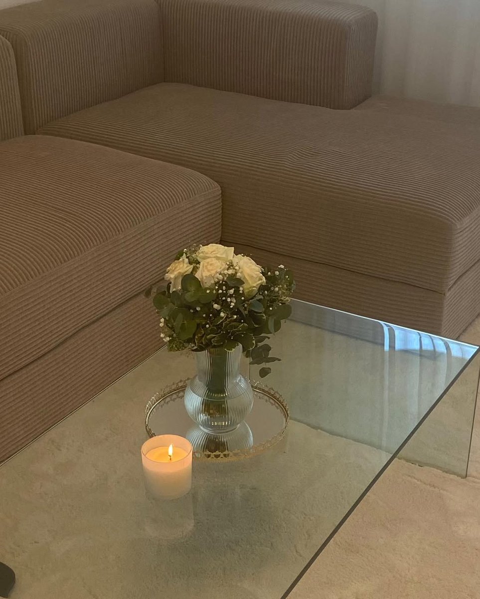 CarollTroeil's tweet photo. First week of my new life. https://t.co/YcNXbPLI7m