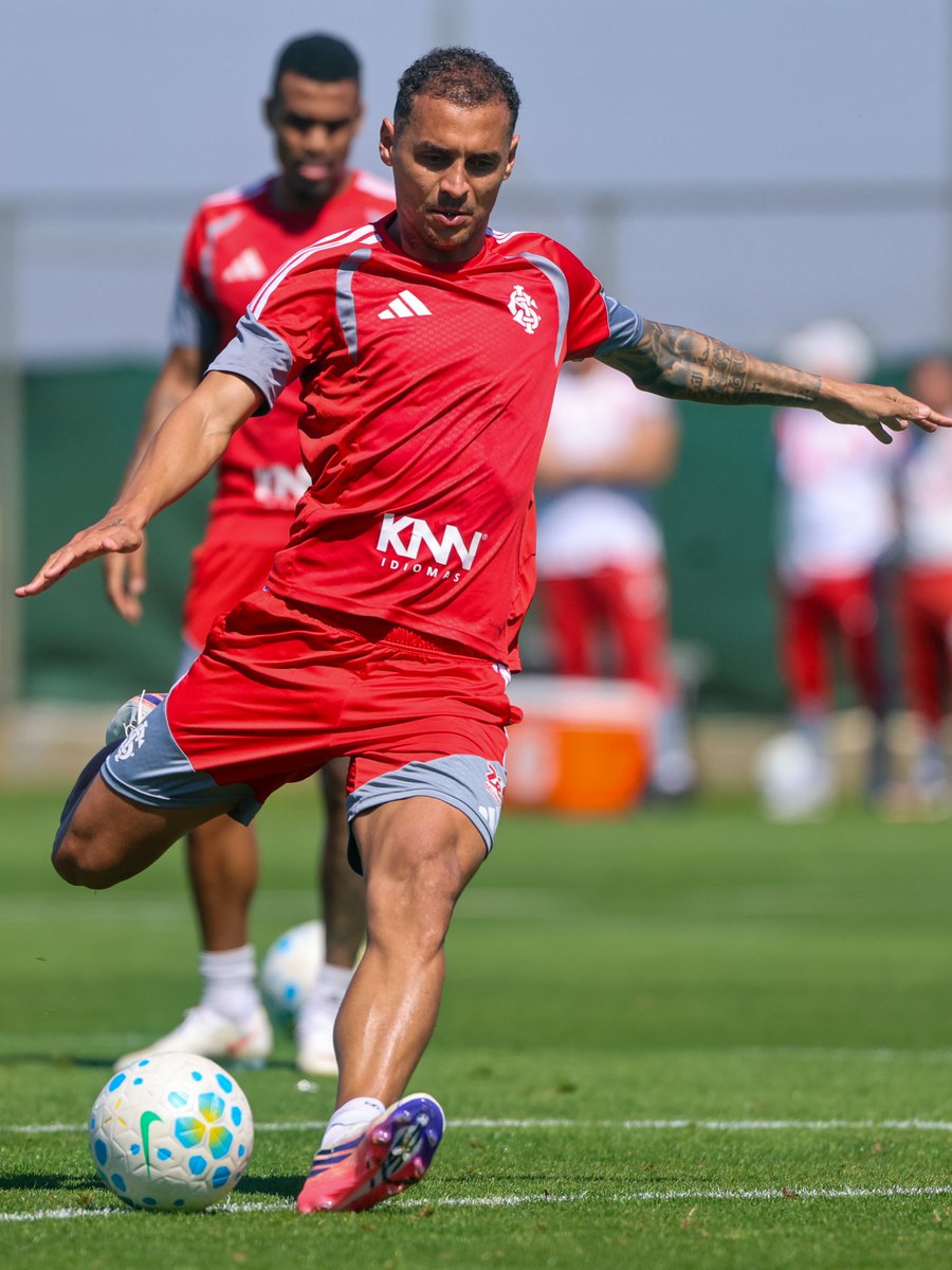 SCInternacional's tweet photo. Vamo, Colorado! 🎯

Manhã concluída no CT ☑️ https://t.co/1Q2lxkrfKT
