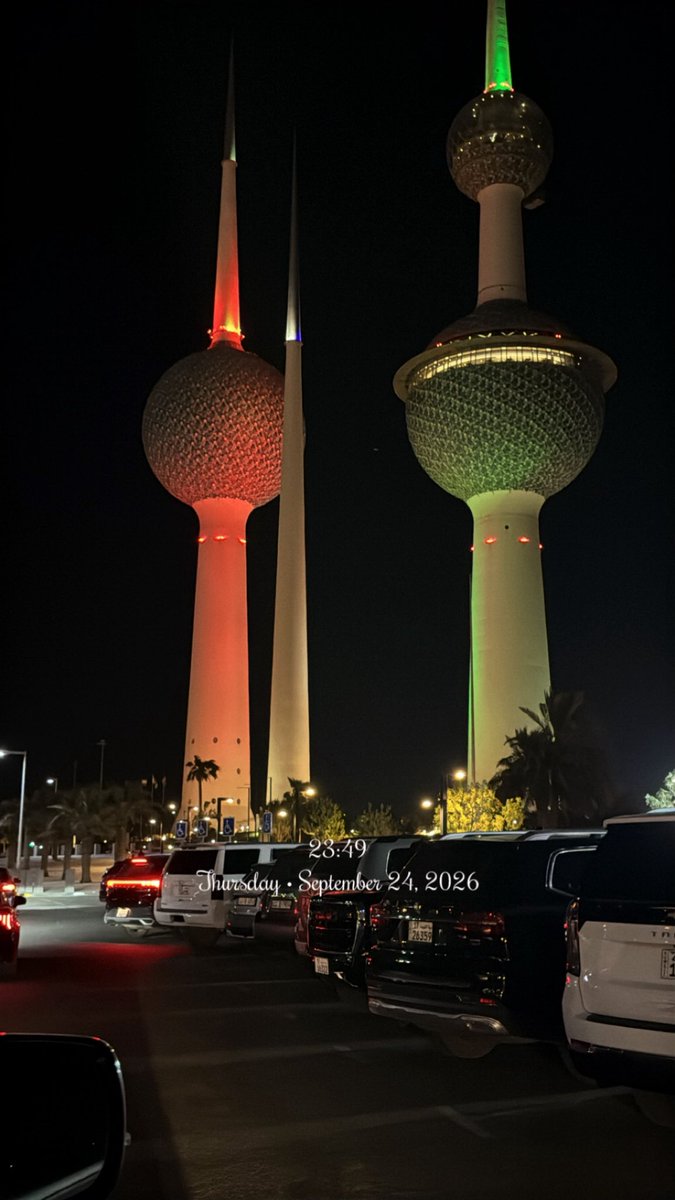 jy_7ii's tweet photo. الديرة اللي فارقه في غلاها
أحسها أرضي وناسي وبيتي

هذي الكويت اللي عشقنا ثراها
«مكبر غلاها لو ماني كويتي » https://t.co/Xoa7JUp0hW
