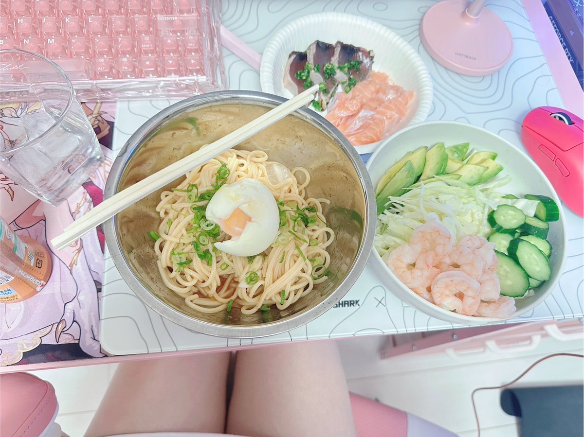 utsutsu_sexy's tweet photo. ご飯作りました❤️
配信実写注意⚠️ https://t.co/sKLdKnRLXf